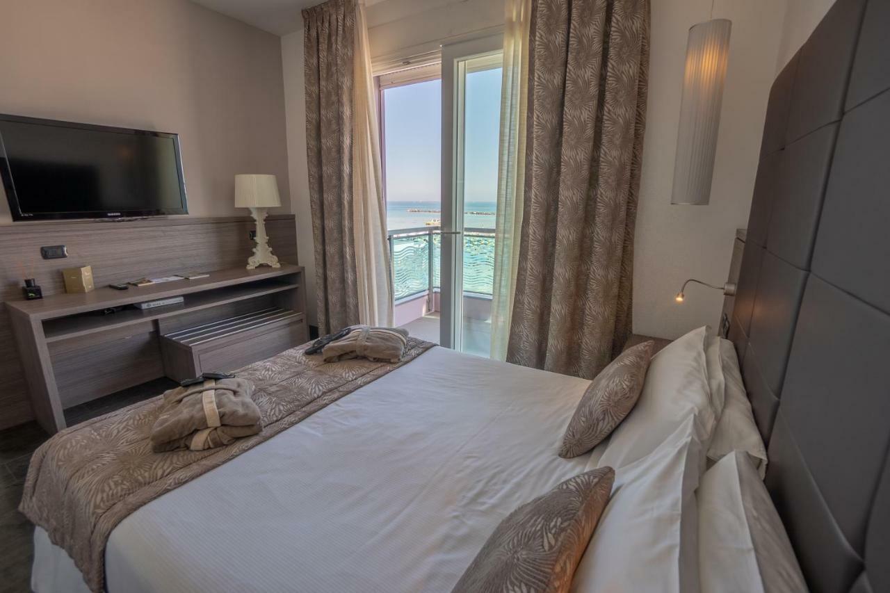 Hotel Lungomare Cesenatico